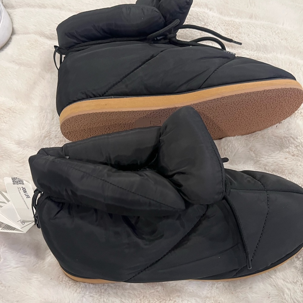 Zara Puffer Slippers /rain booties